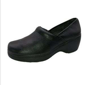 Dr Scholls leather Bernice slip on clogs